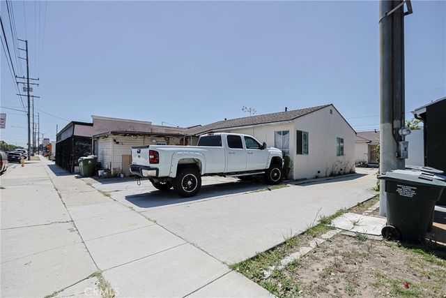 Property photo 40