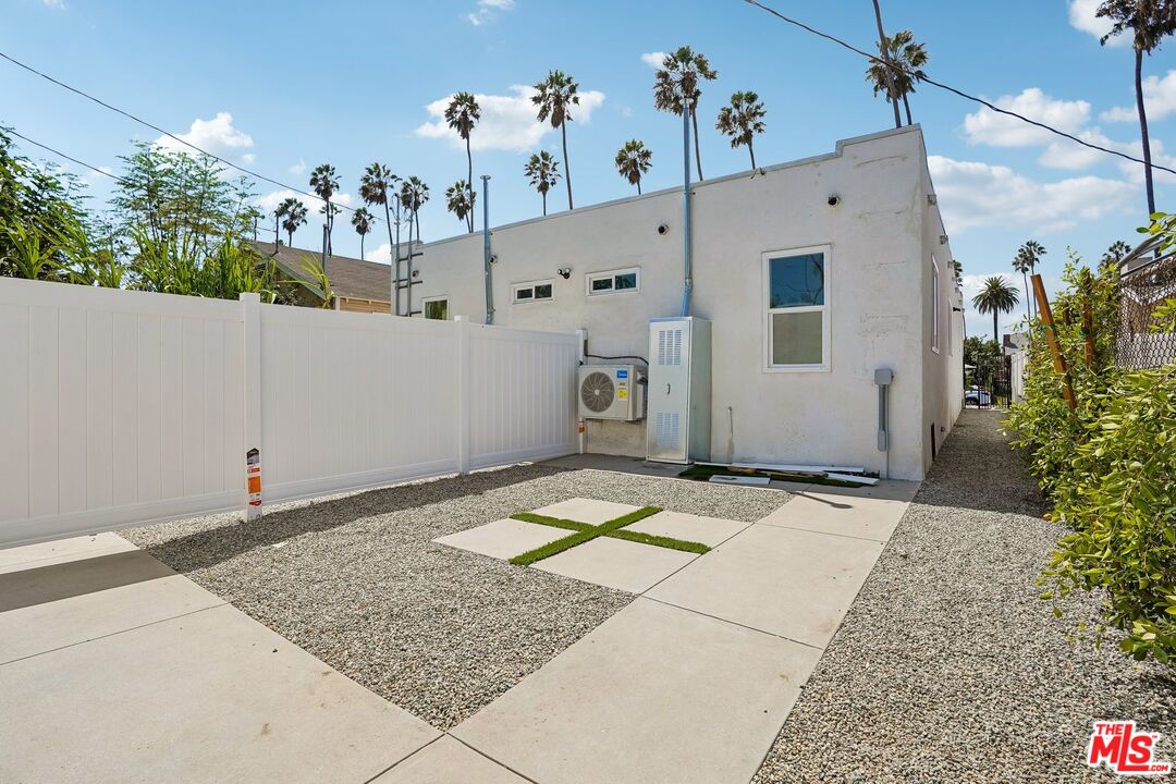 Property photo 35