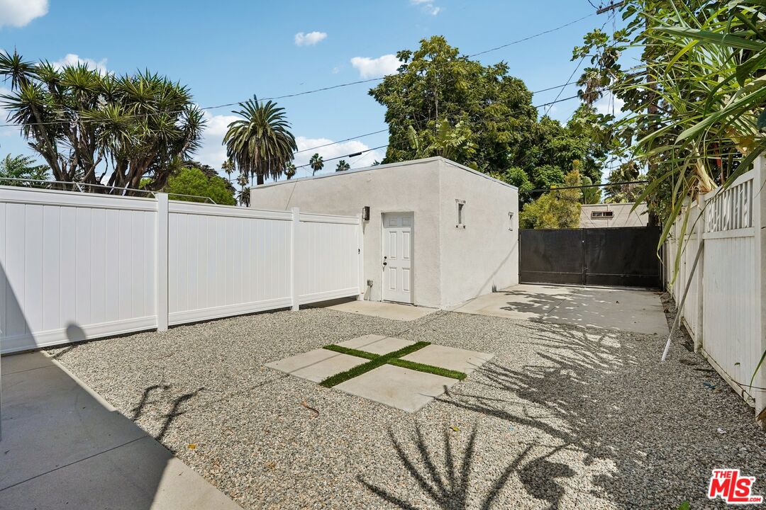 Property photo 36