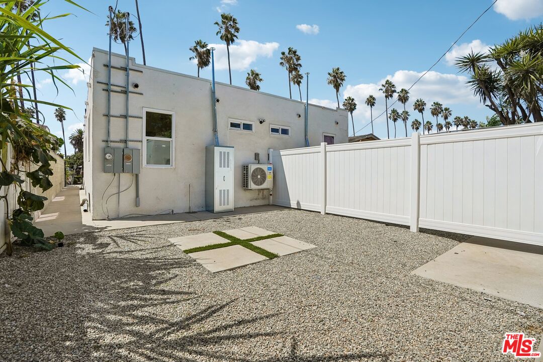 Property photo 37