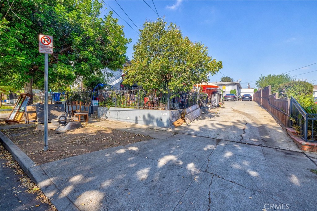 Property photo 36