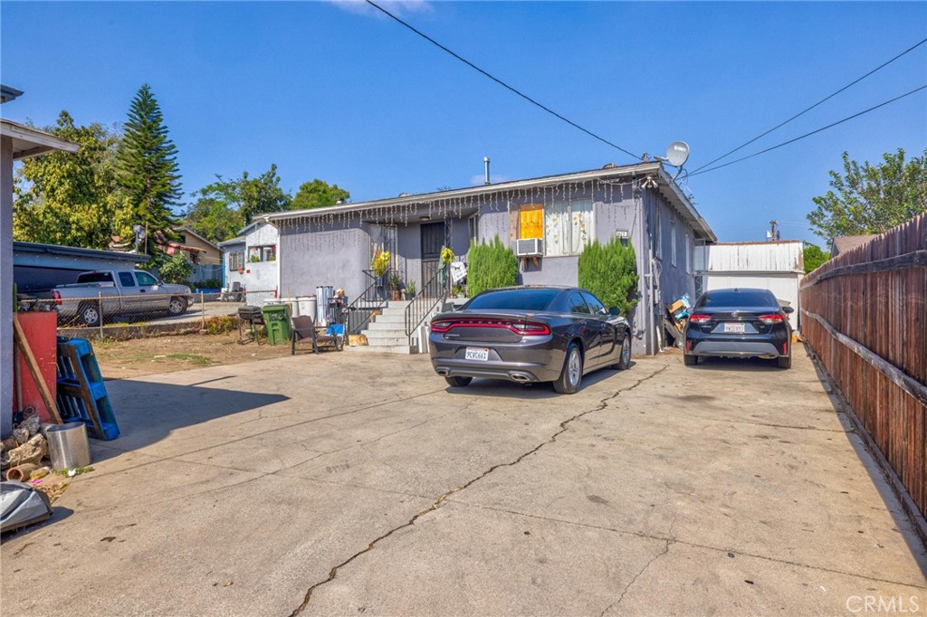 Property photo 44