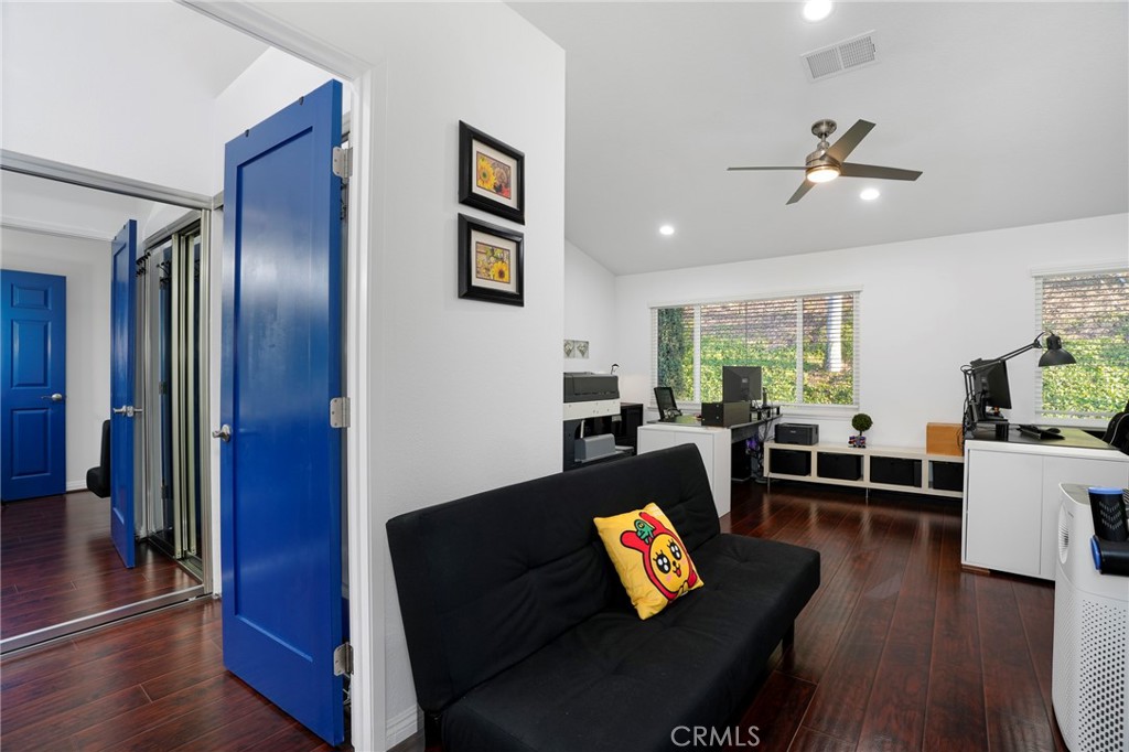 Property photo 32