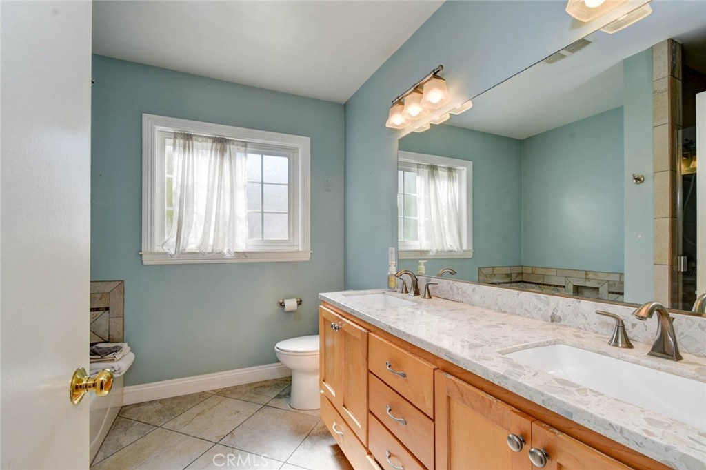 Property photo 28