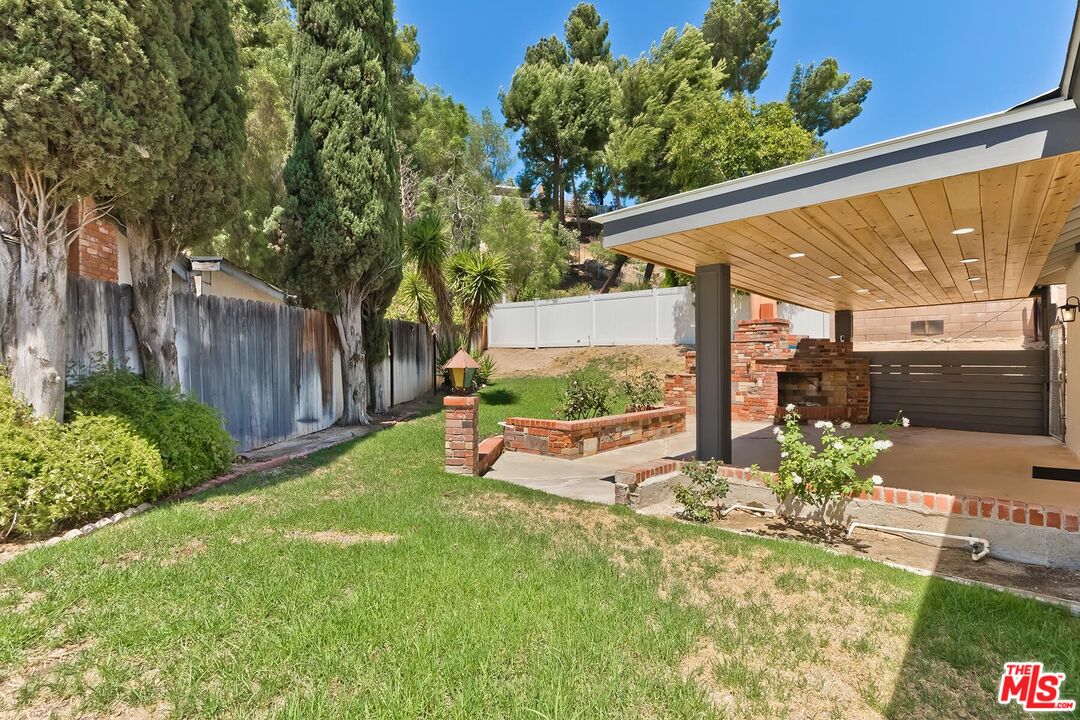 Property photo 37