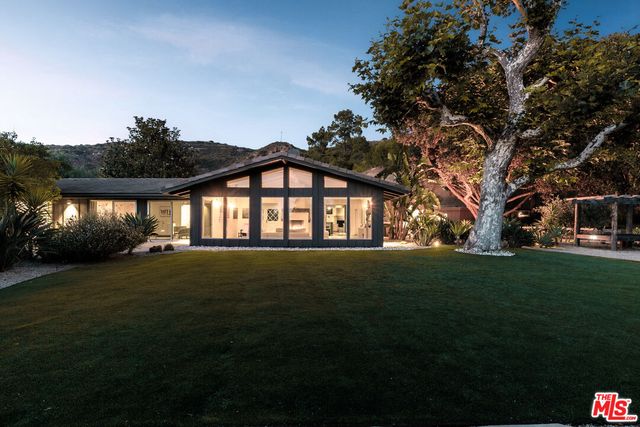 Property photo 42