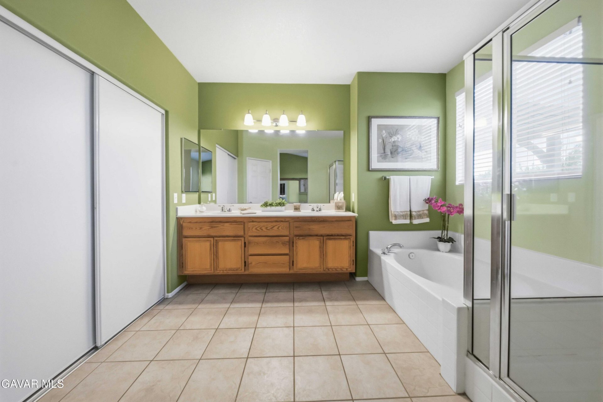 Property photo 33