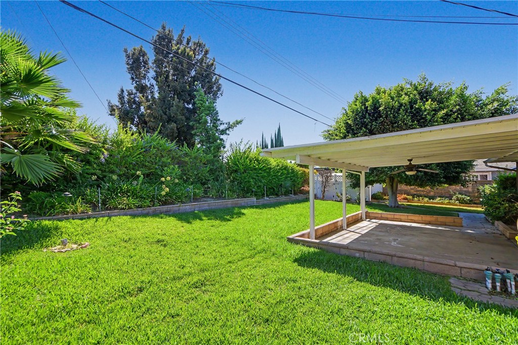 Property photo 28