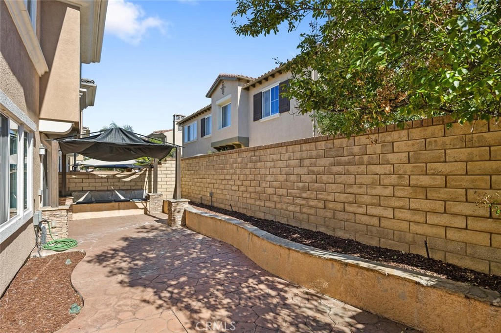 Property photo 33