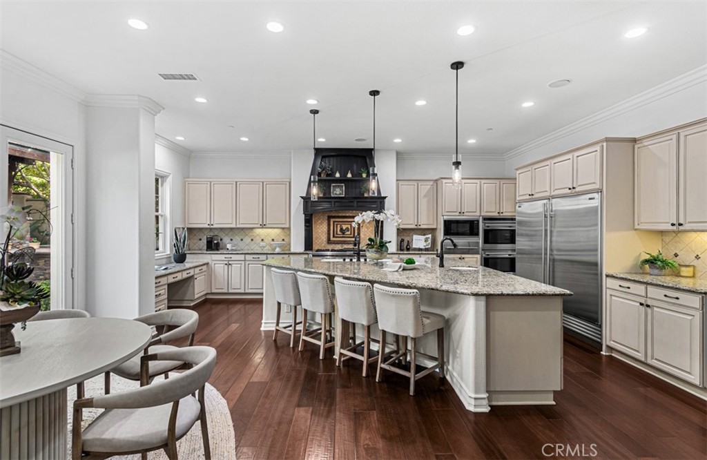 Property photo 35