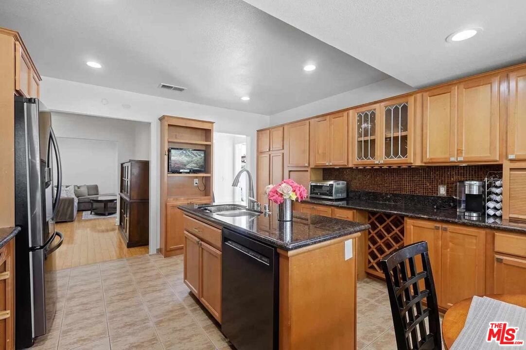 Property photo 46