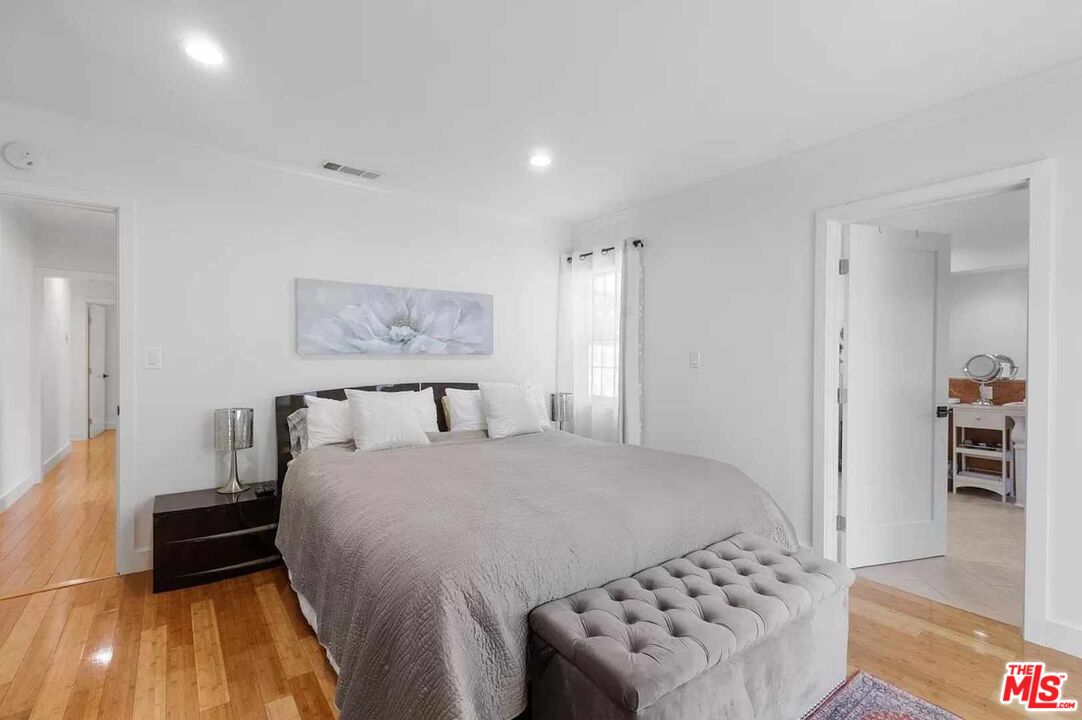 Property photo 50
