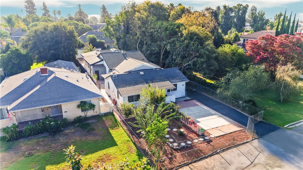 Property photo 31
