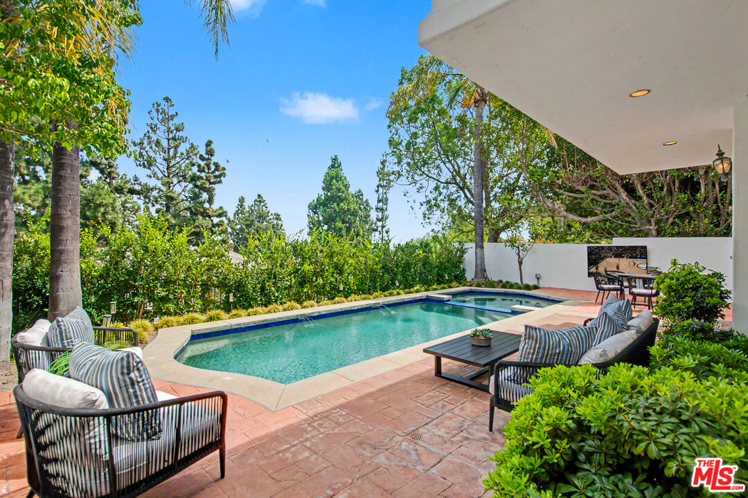 Property photo 25