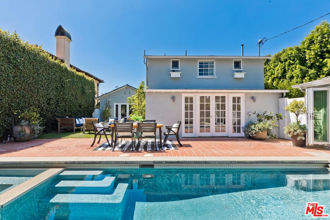 Property photo 32