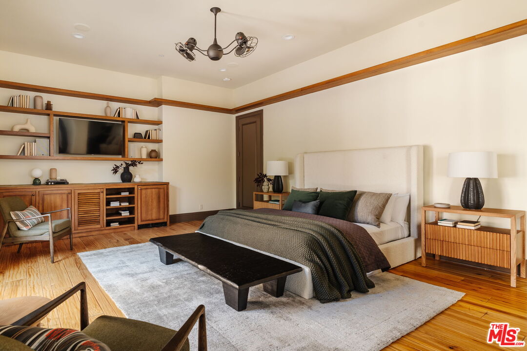 Property photo 33