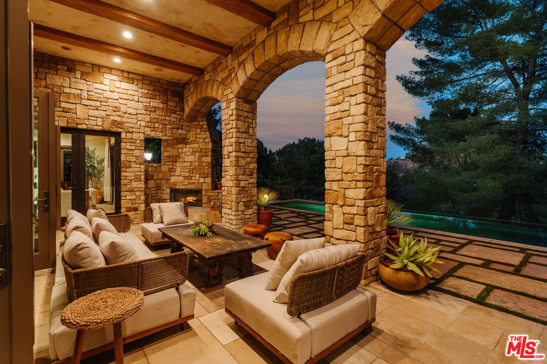 Property photo 44