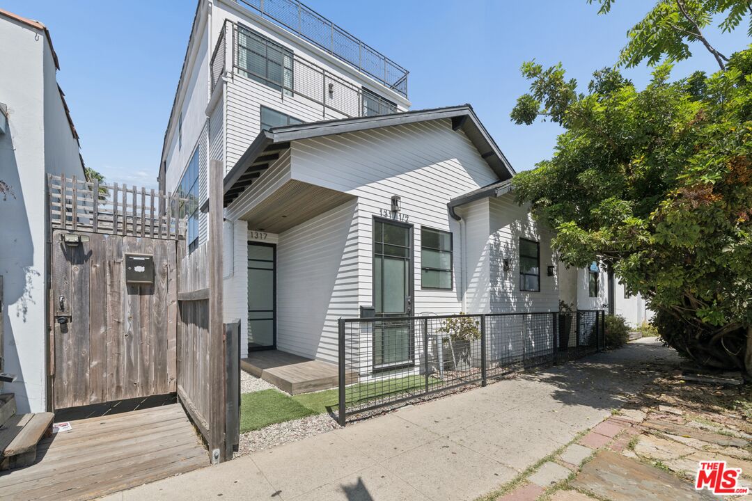 Property photo 37