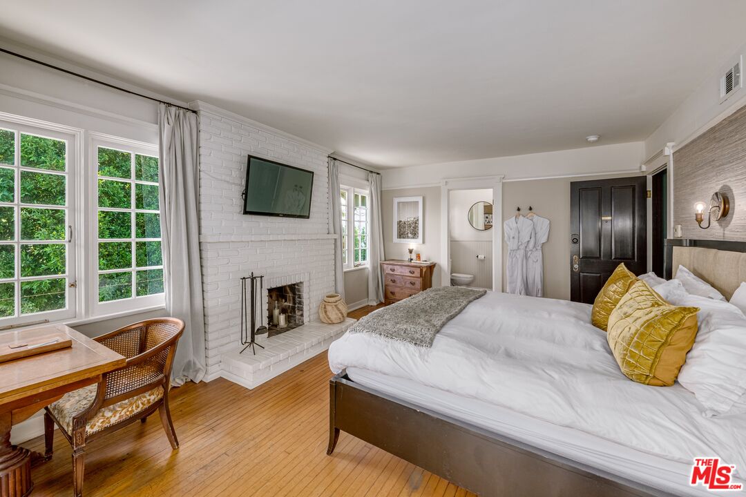Property photo 31