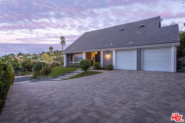 Property photo 35