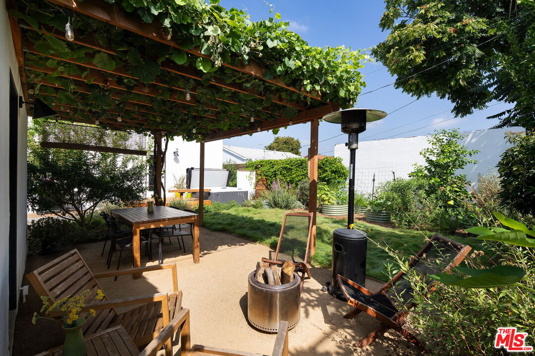 Property photo 35
