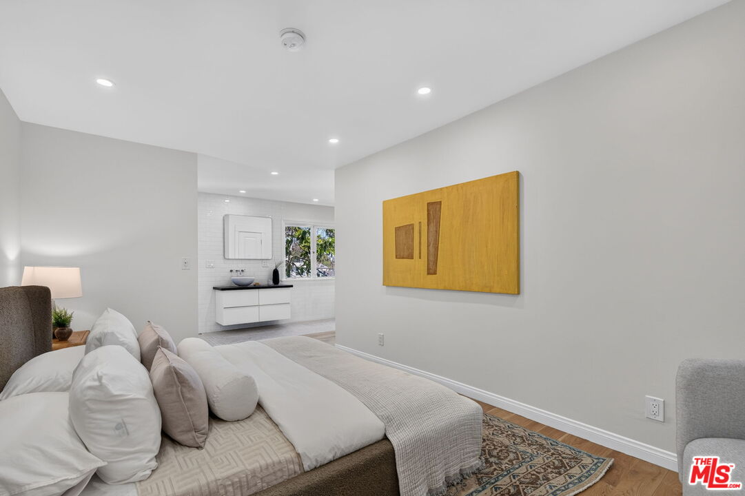Property photo 48