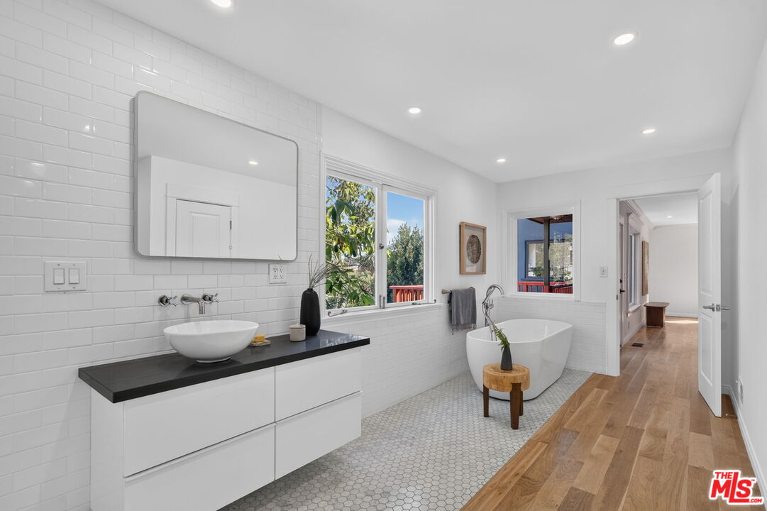 Property photo 51