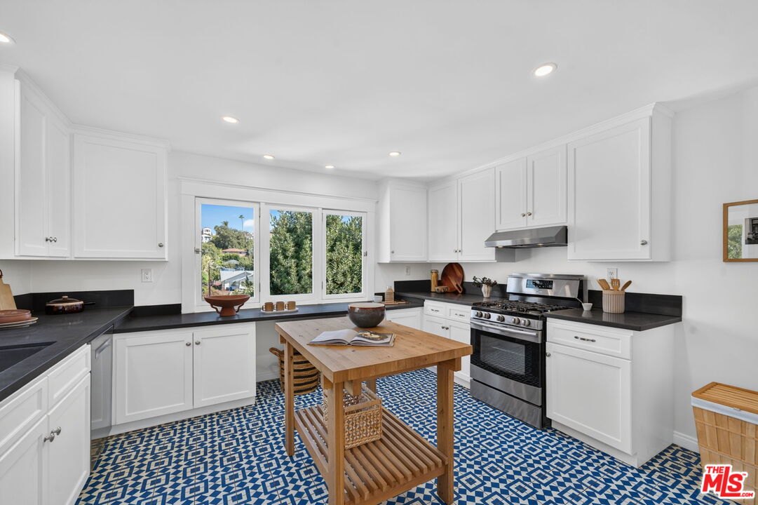 Property photo 36