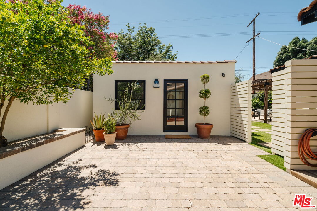 Property photo 23