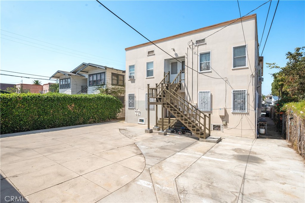 Property photo 35