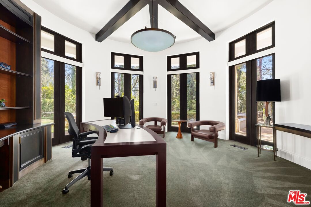 Property photo 35