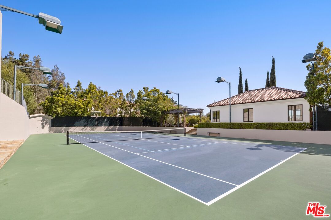 Property photo 44