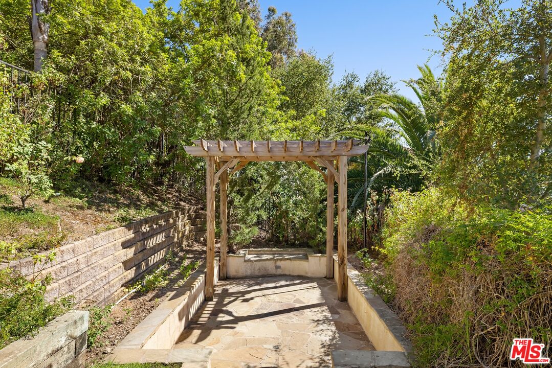 Property photo 50