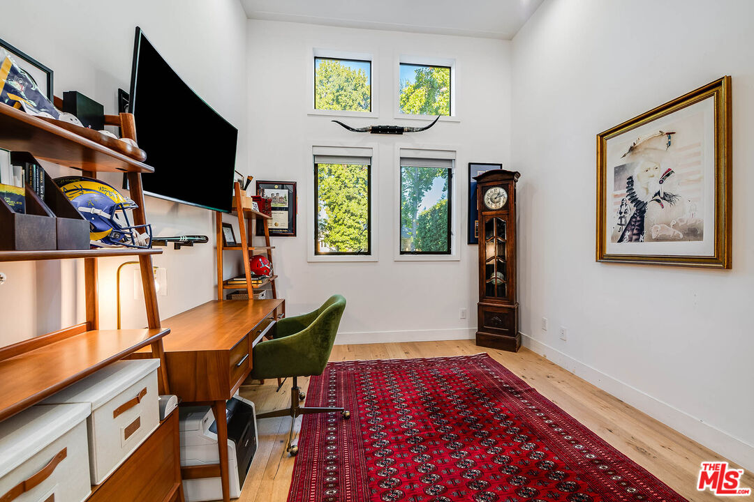 Property photo 32