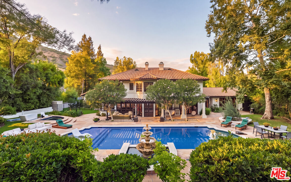Property photo 35