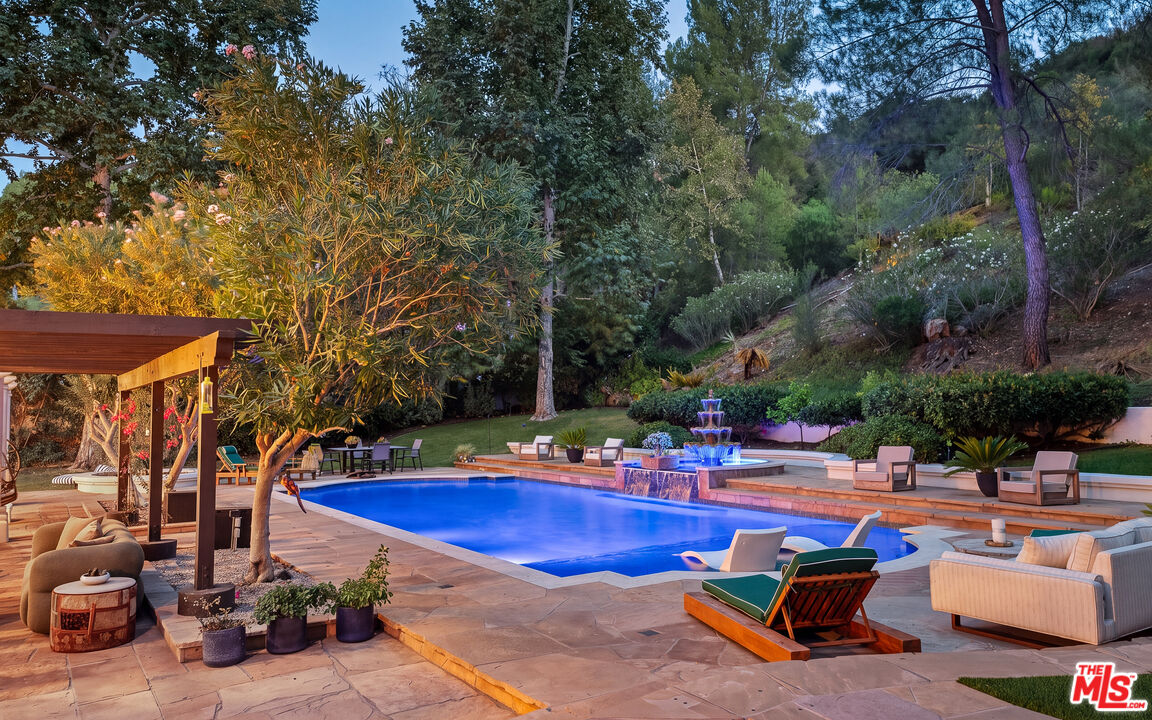 Property photo 42