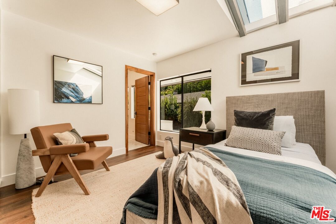 Property photo 28