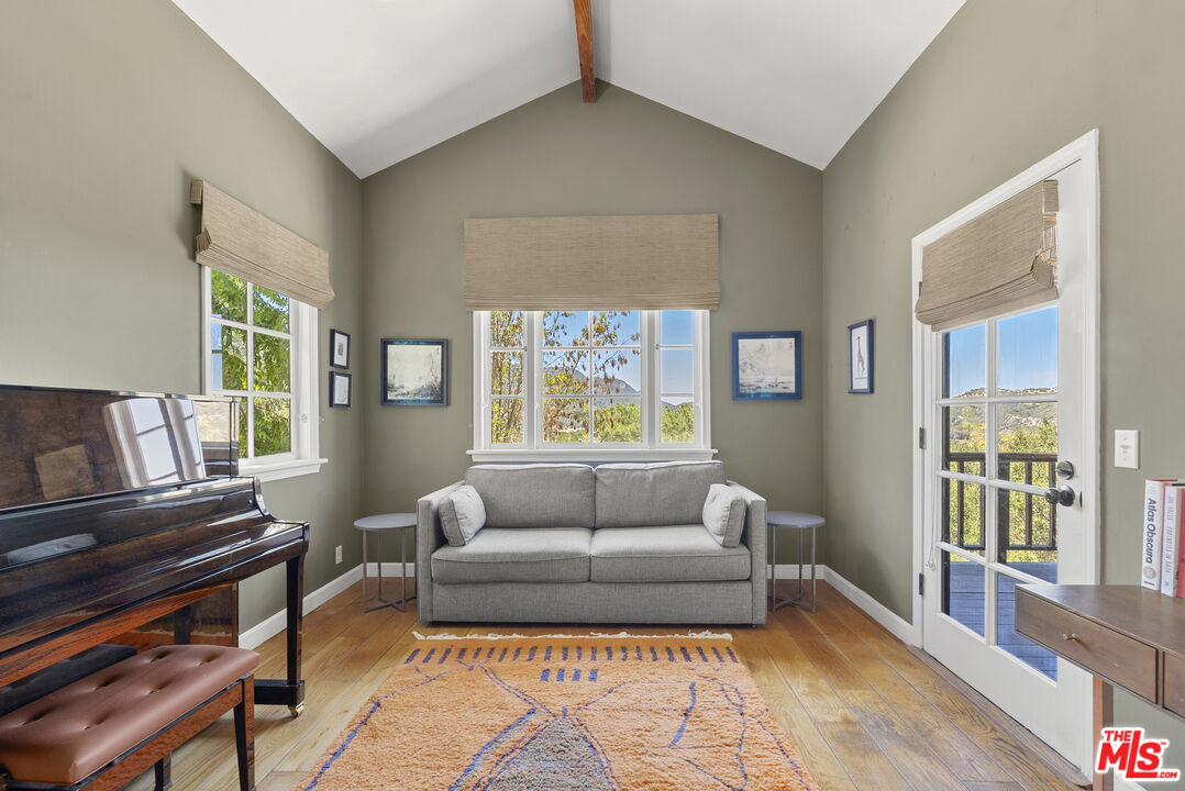 Property photo 33