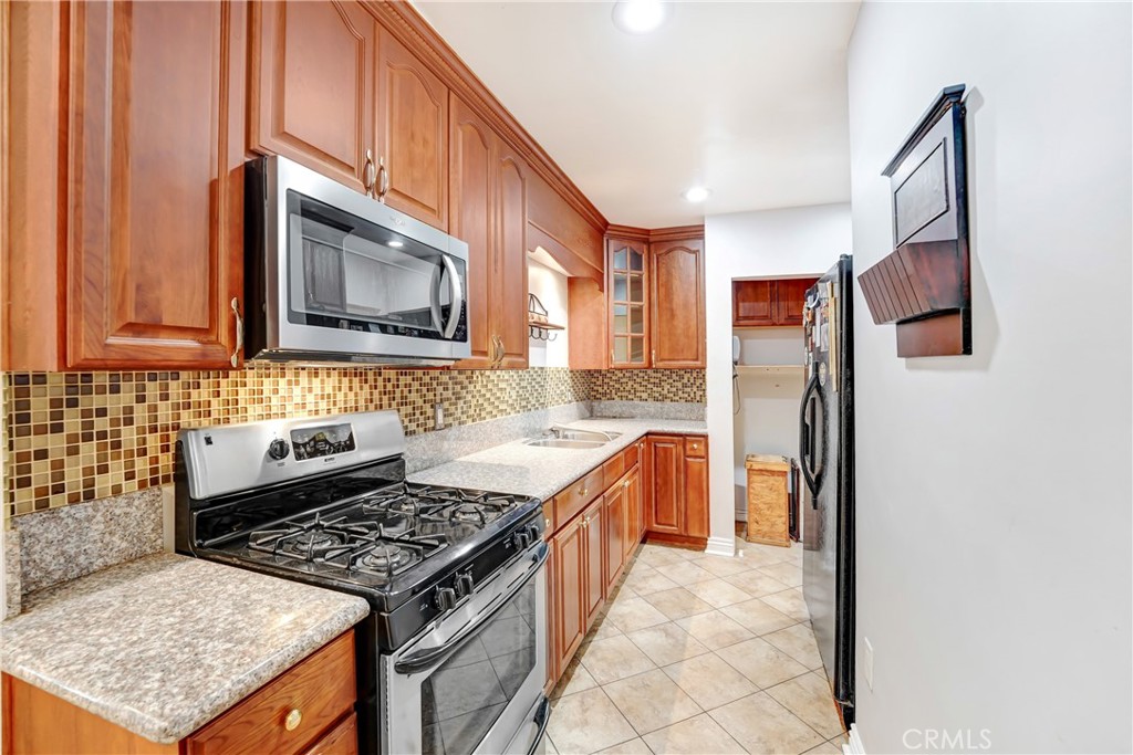 Property photo 24