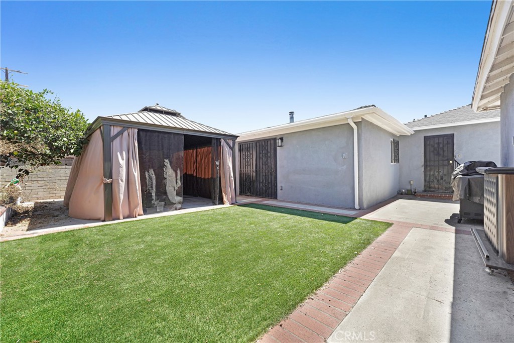 Property photo 32