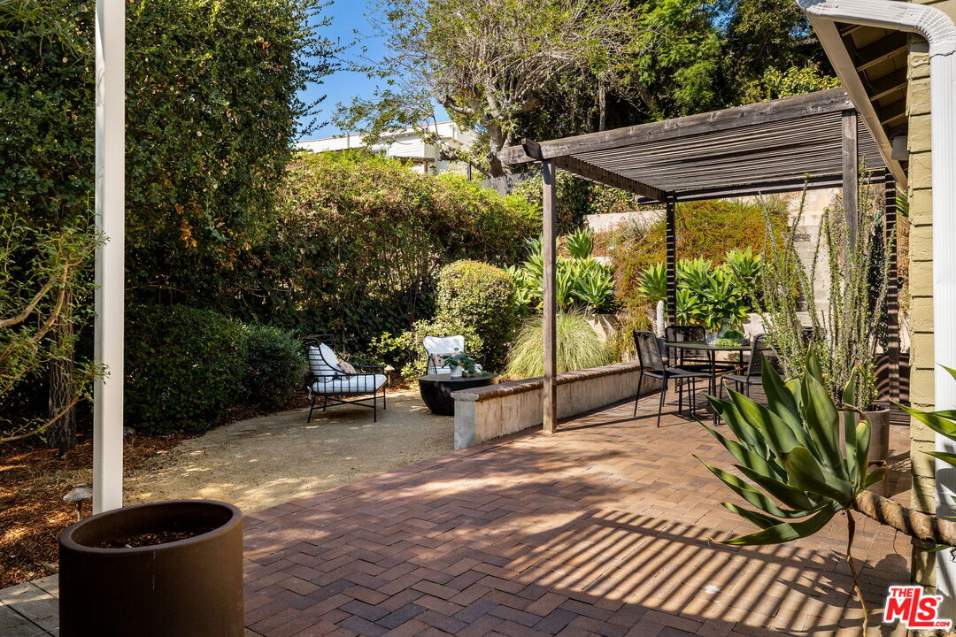 Property photo 28