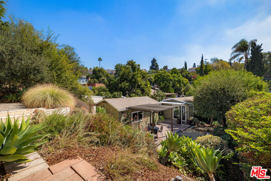 Property photo 37