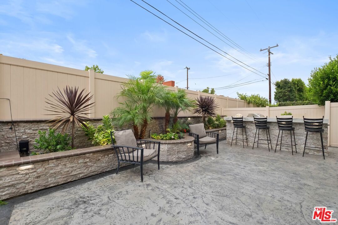 Property photo 42