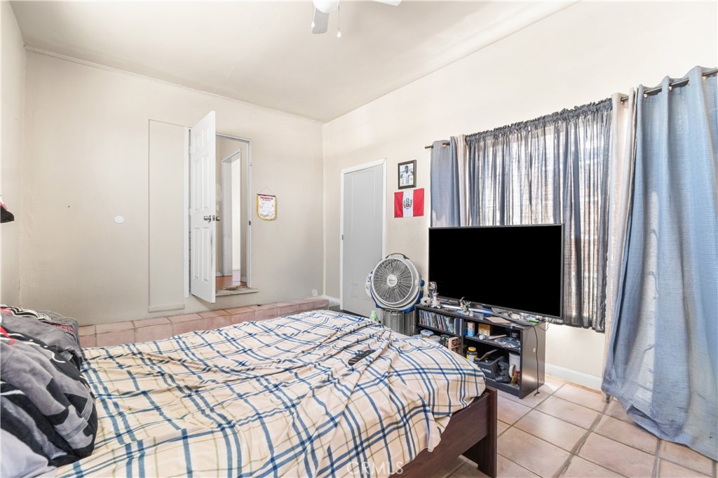 Property photo 44