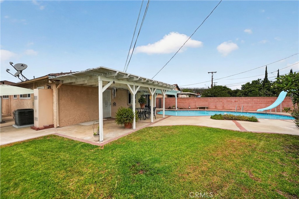 Property photo 28