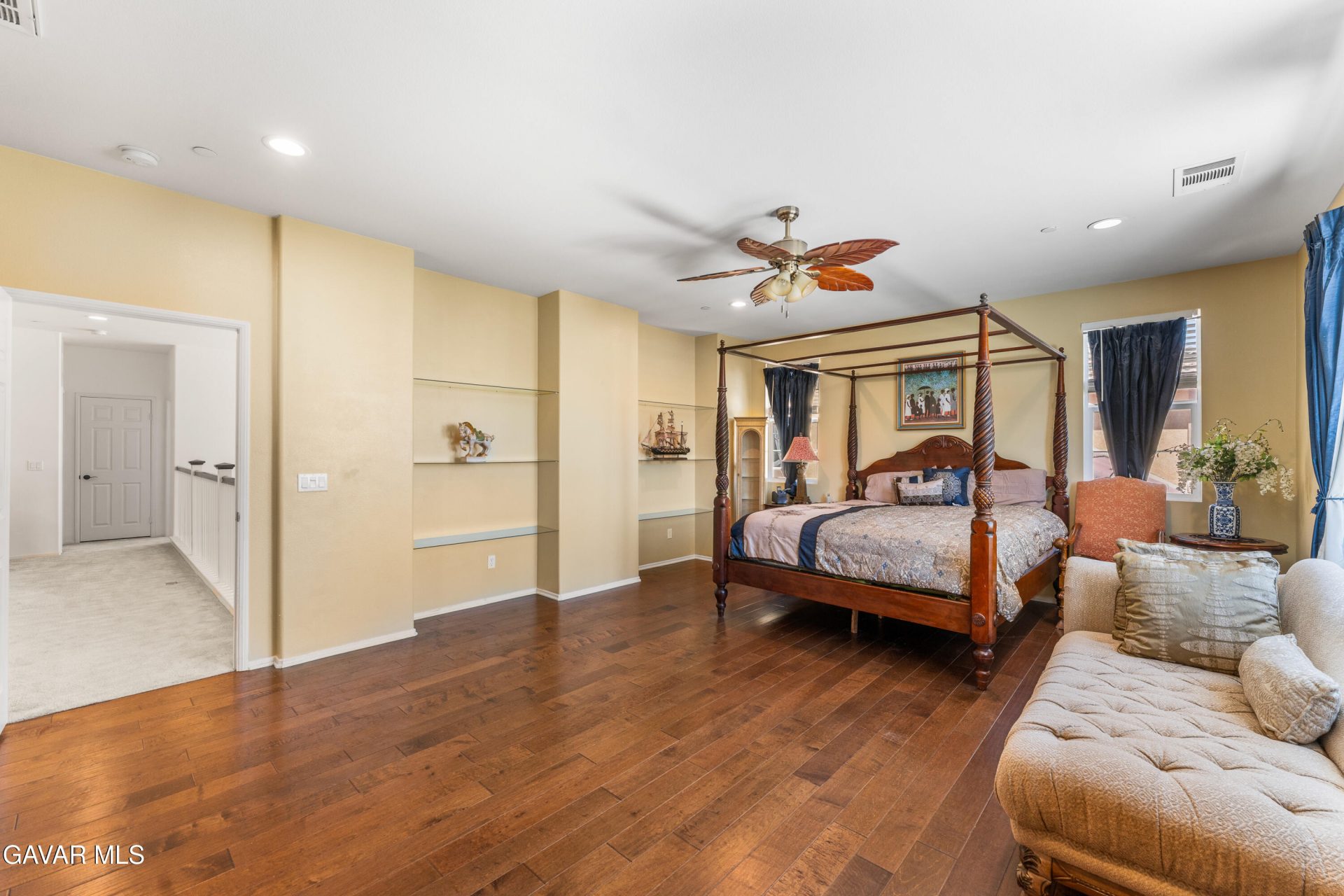 Property photo 35