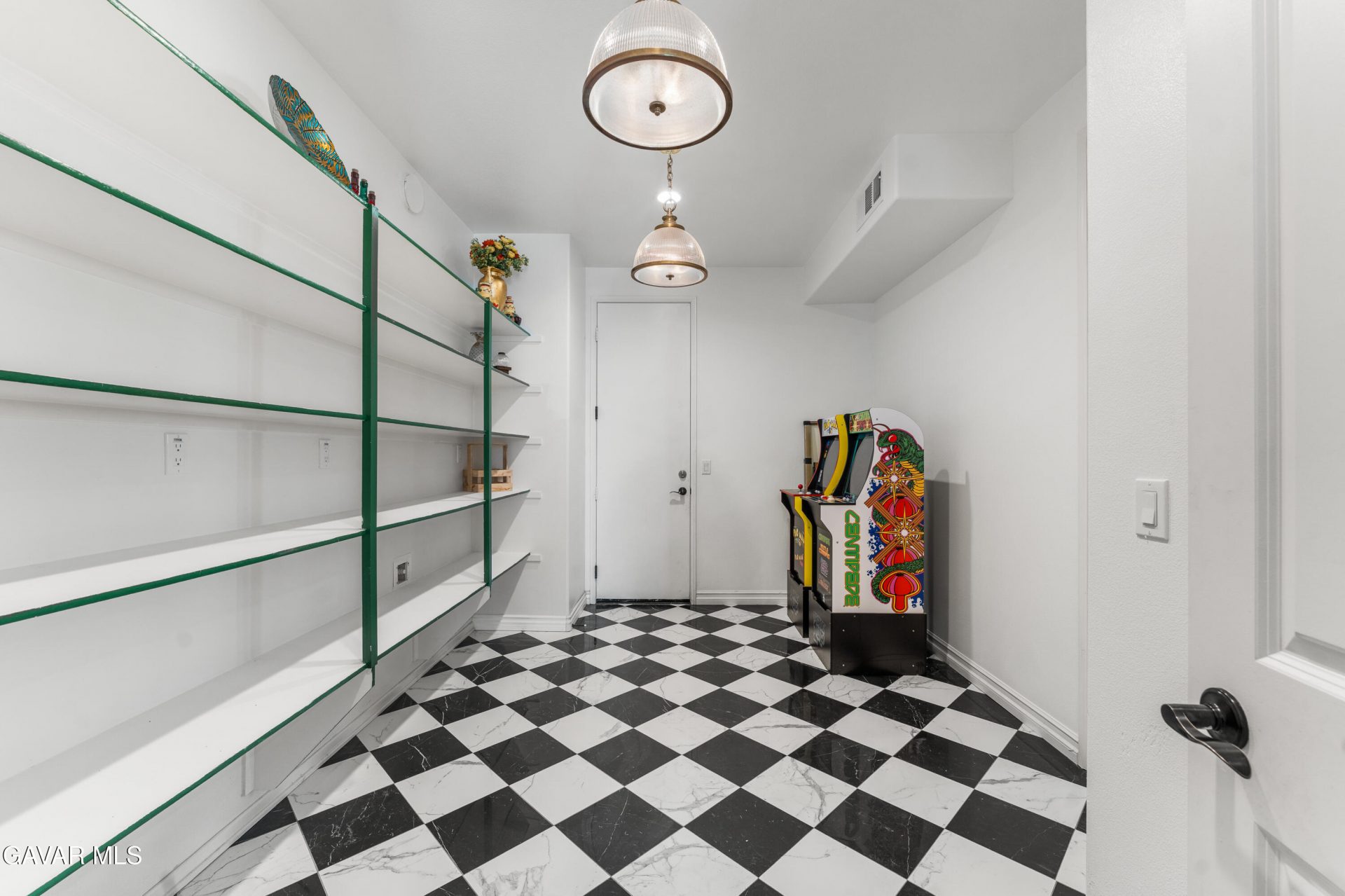 Property photo 44