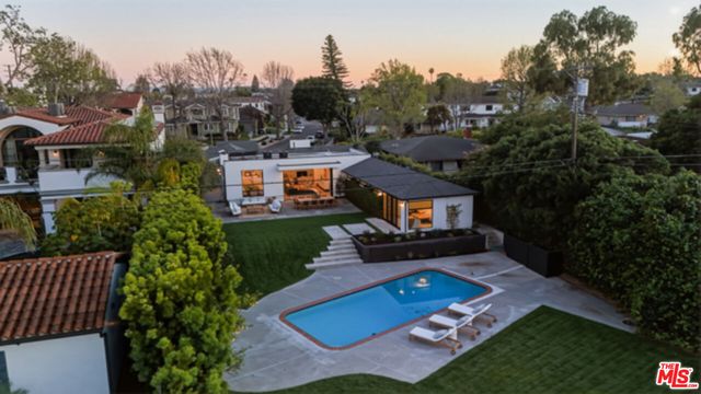 Property photo 31