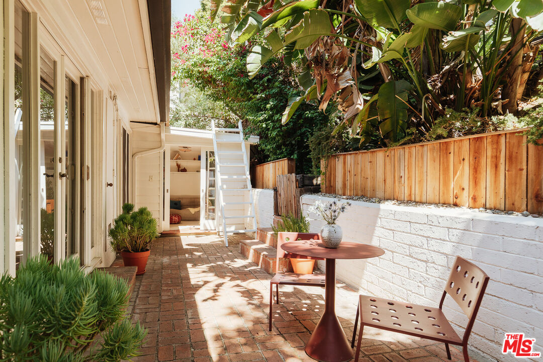 Property photo 24