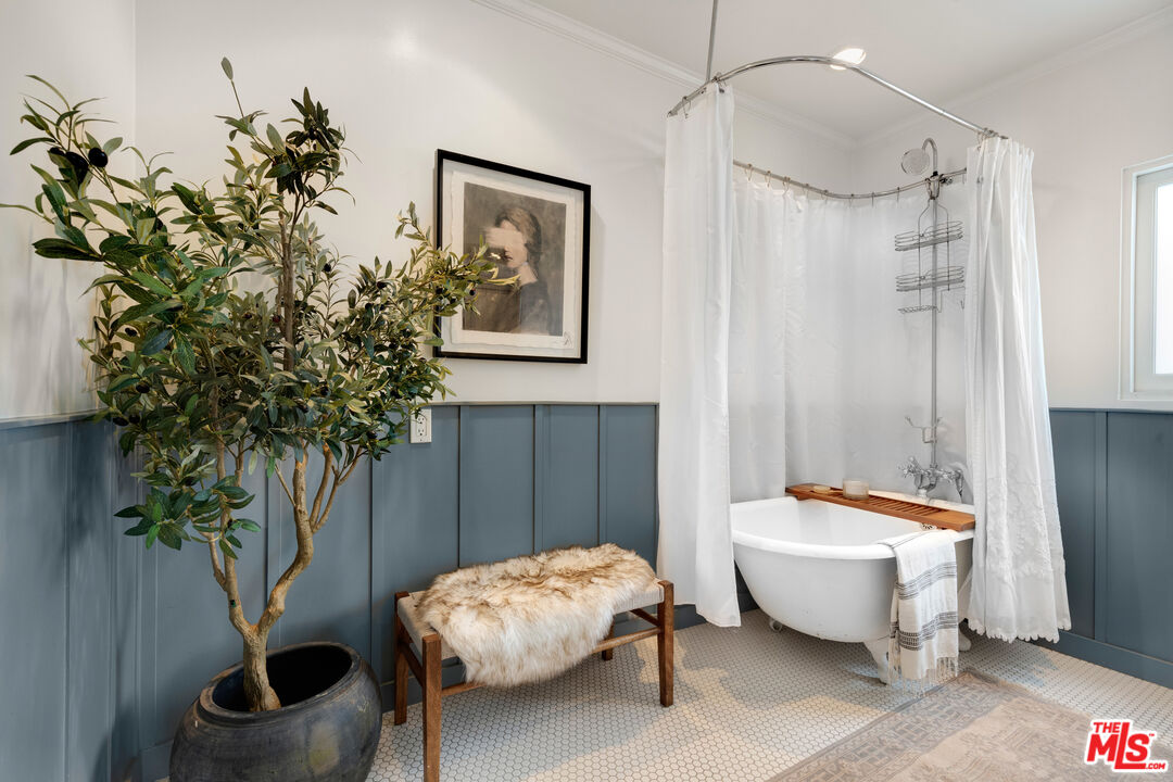 Property photo 38